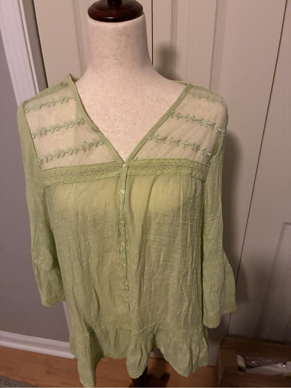 Zac & Rachel Light Green Boho Button-Front Tunic